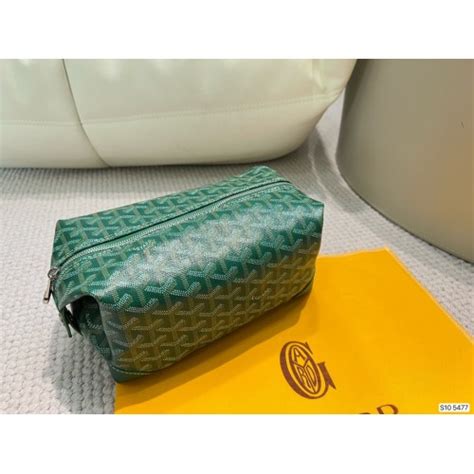 necessaire goyard|*The Perfect Fit With its generous capacity (central compartment .